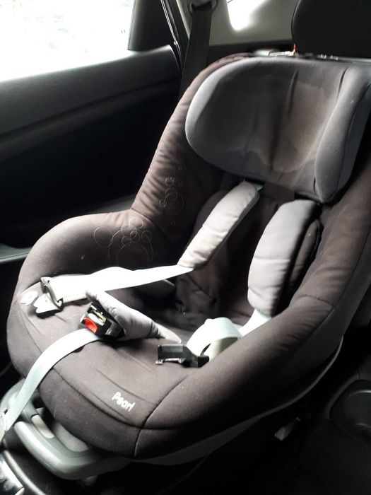 Maxi Cosi автокресло Pearl б/у