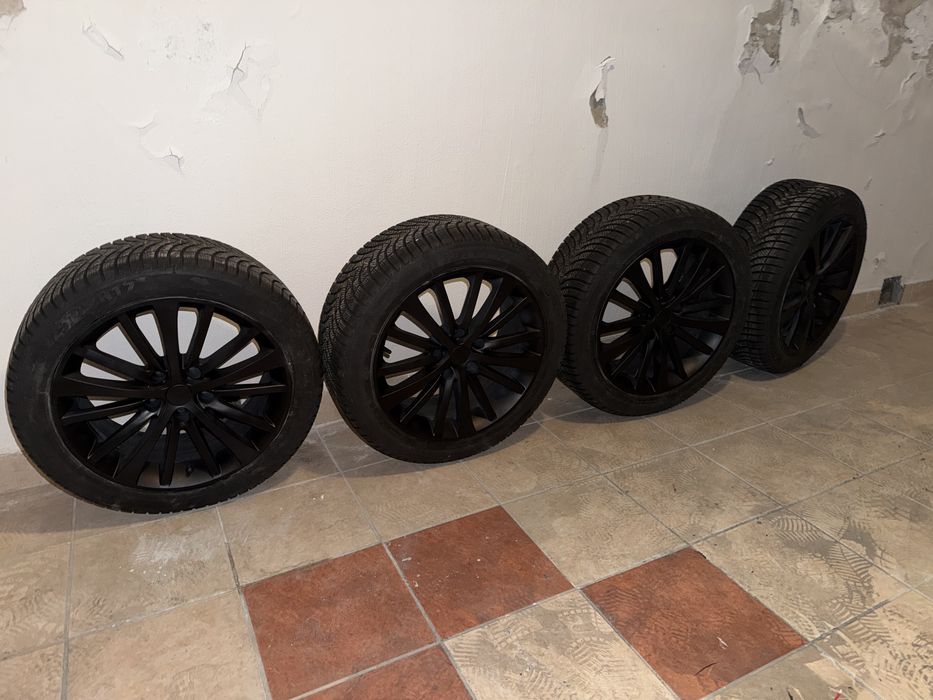 Koła zimowe 17" 5x114.3 – Stan idealny, opony 2024 rok!