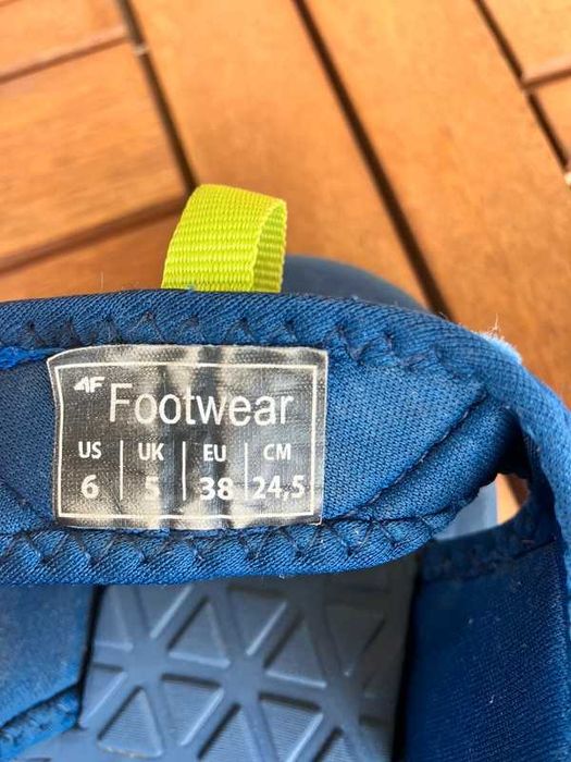 Sandały 4F rozm. 38