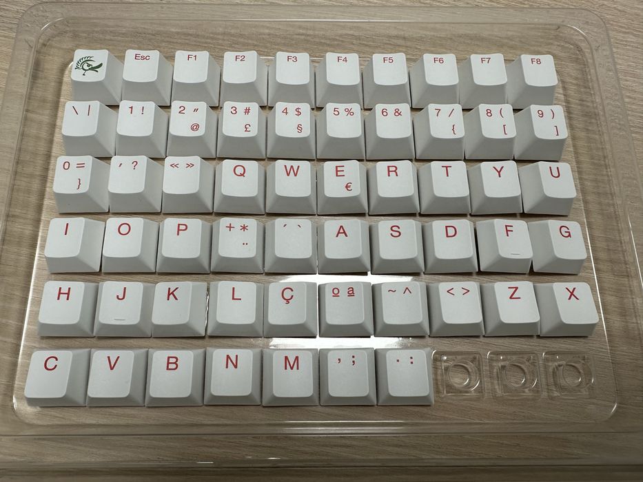 Conjunto de keycaps português Ducky PBT Doubleshot Cherry Profile