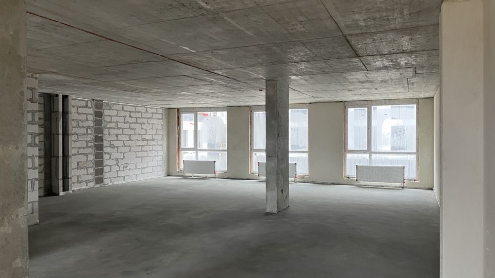 Продаж комерційного приміщення 146 м2 у Брюховичах