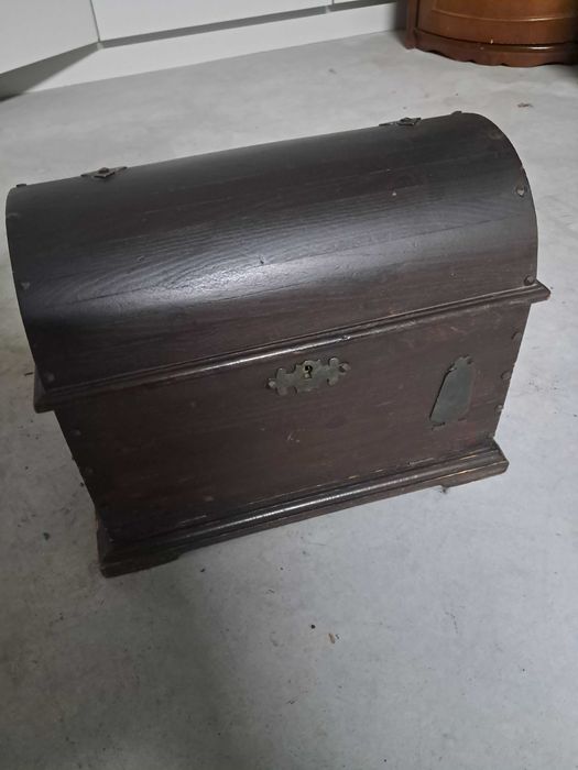 Baú decorativo madeira - 24€