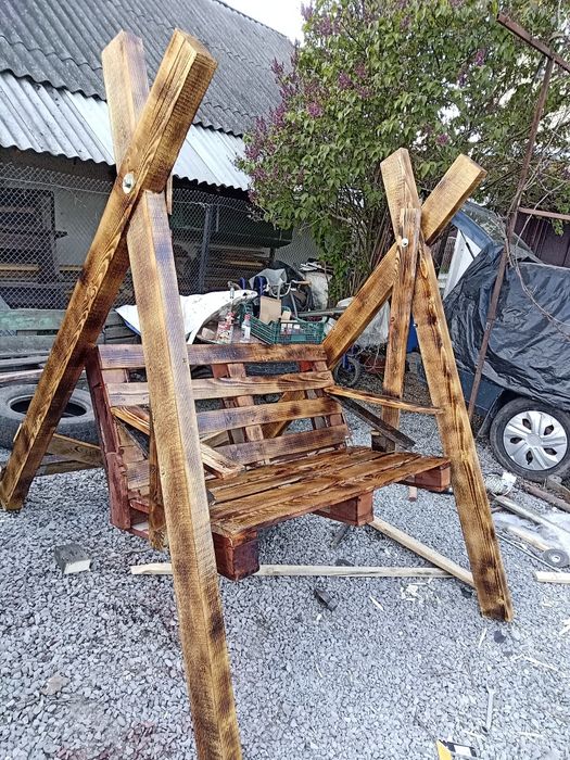 Продам качелю садову