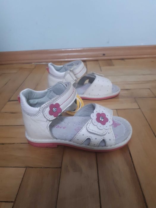 Шкіряні босоножки Clibee 20 розмір нові