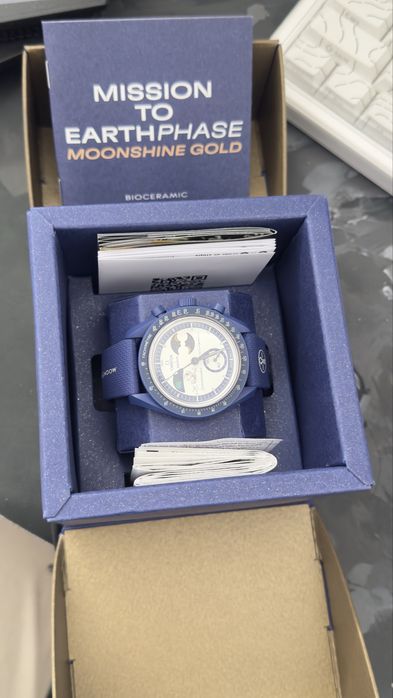 Omega x swatch moonswatch blue pop corn