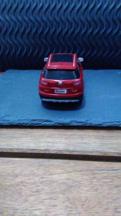 Miniatura de SUV Changan