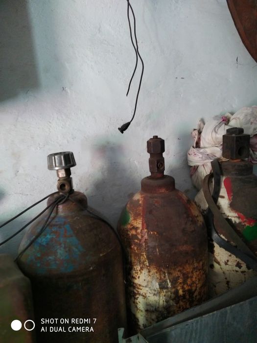 Продаю баллоны ацетиленовые бывшие в употреблени.и