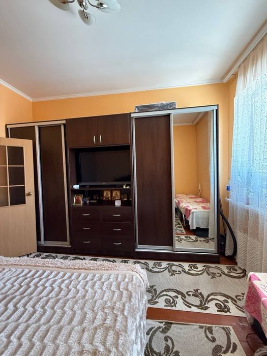 Продам 2к квартиру . Хороший житловий стан . Без комісії для покупця