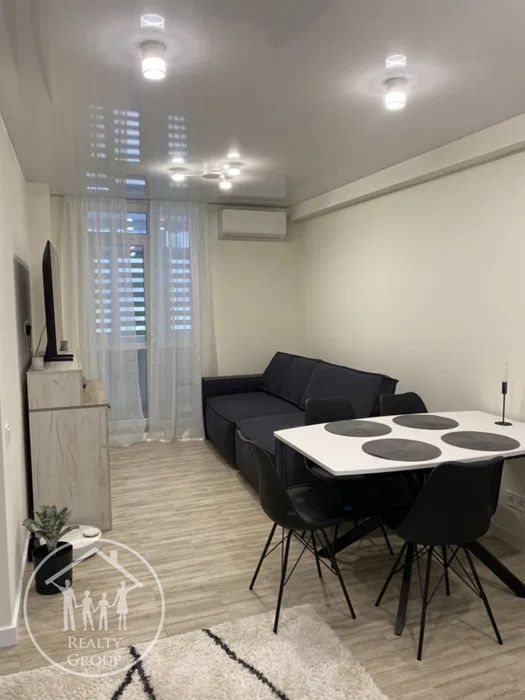 Продається 2-кімн квартира + кухня-студія в ЖК Avalon Zelena Street А4