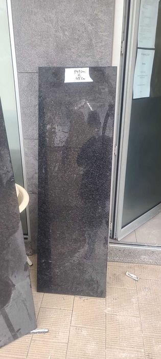 Pedras em granito – 7 unidades com várias medidas (3 cm espessura)