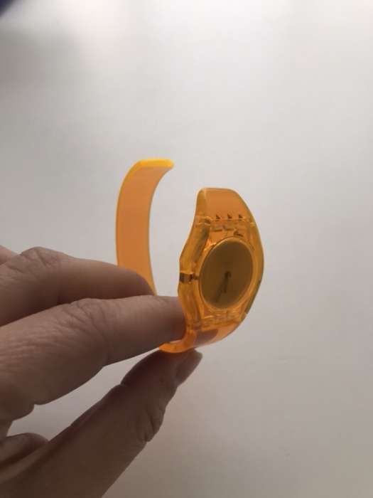 Relógio Swatch (laranja)