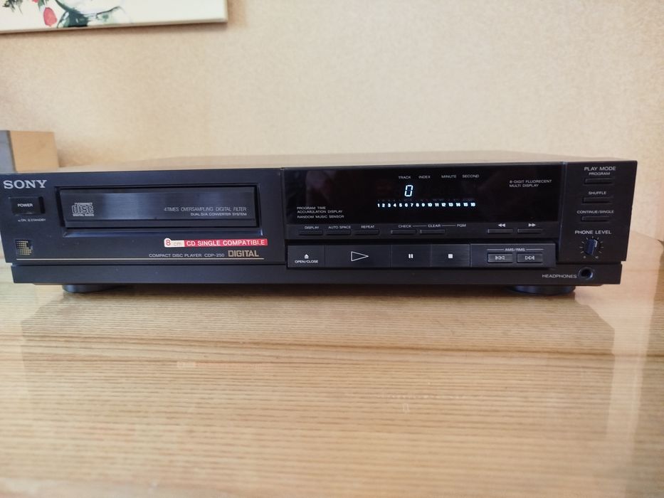 CD проигрыватель Sony CDP-250