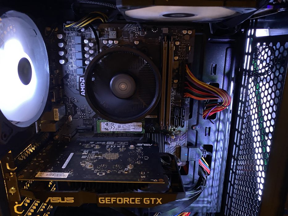Ryzen 5 7500f/32gb ddr5 6000mhz/GTX 1650/ssd m2