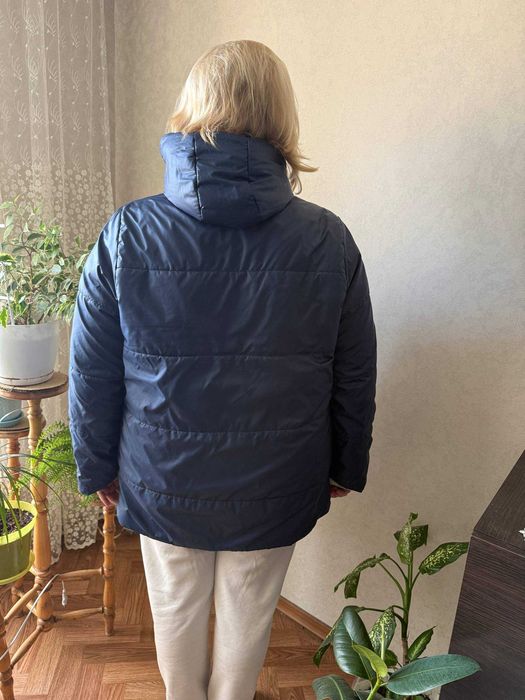 Куртка женская размер 58-62