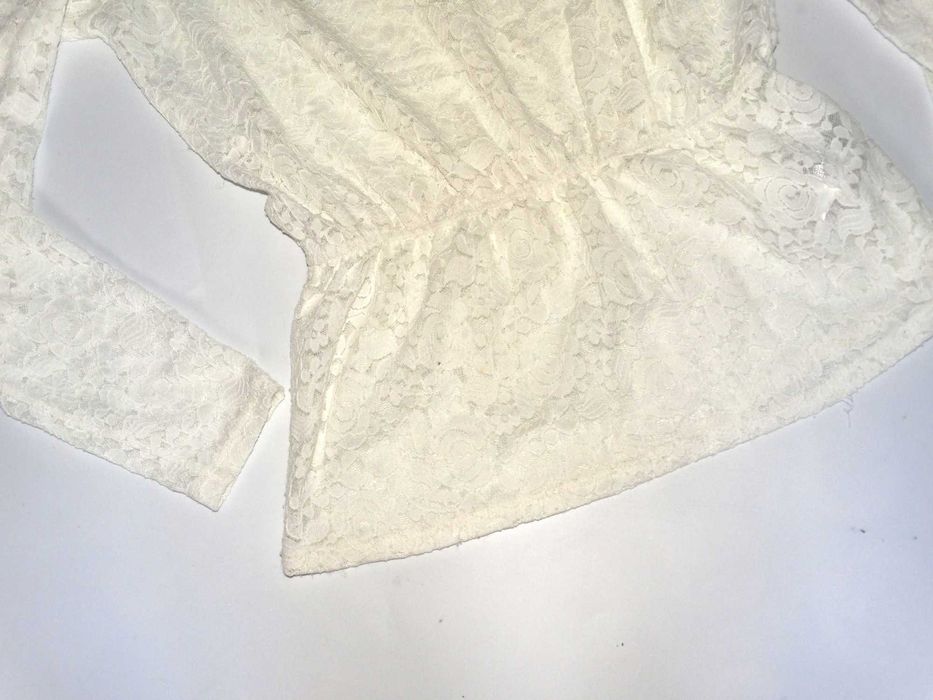 Jacqueline_Fajna koronkowa bluzka do pracy_R.36/38