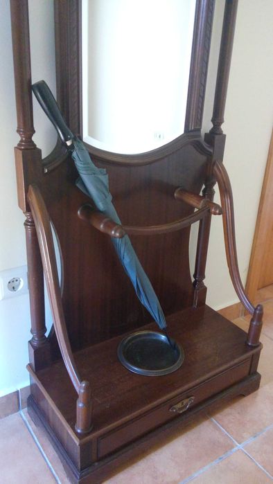 Móvel de entrada / cabide / bengaleiro em madeira maciça com espelho