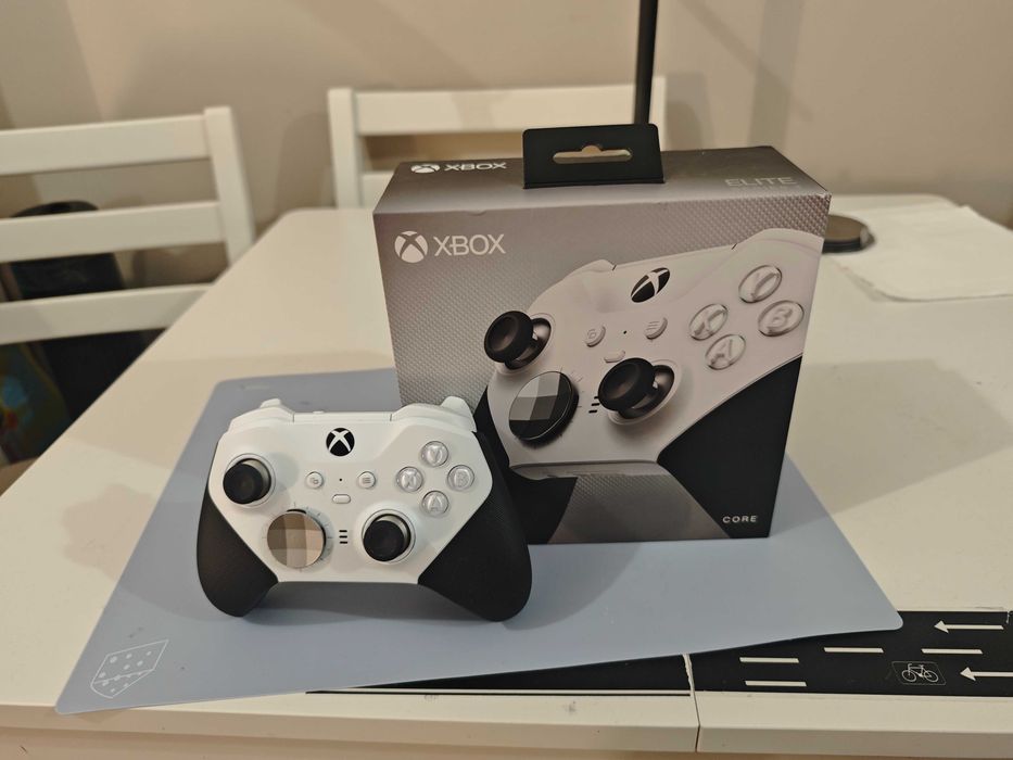 Xbox Elite Series 2 Core – Biały | Pad bezprzewodowy | Pudełko