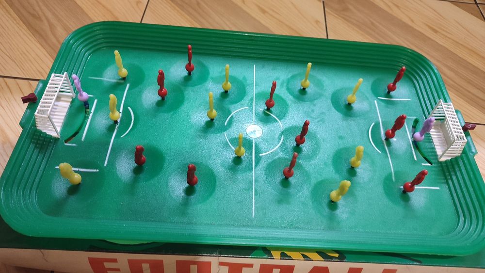 Piłkarzyki -  gra zręcznościowa "Football" -PRL