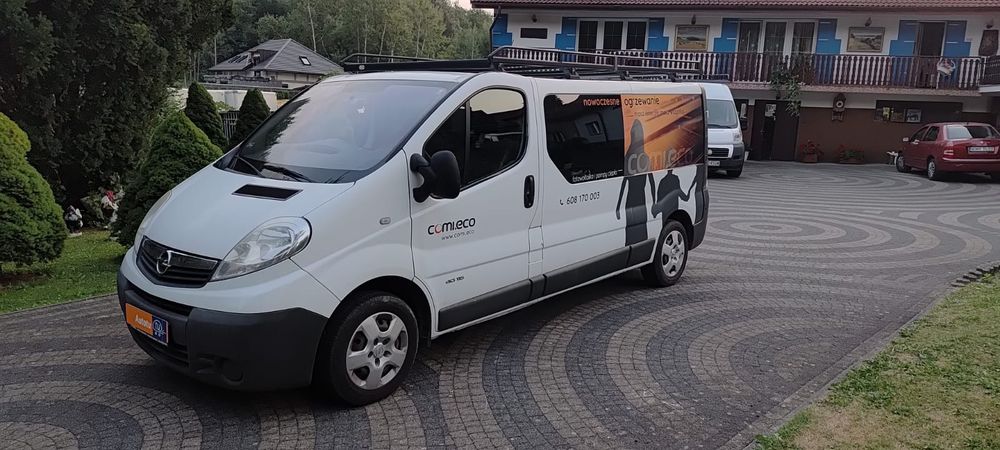 Renault Trafic doka brygadowy brygadówka 6 osobowy Vivaro