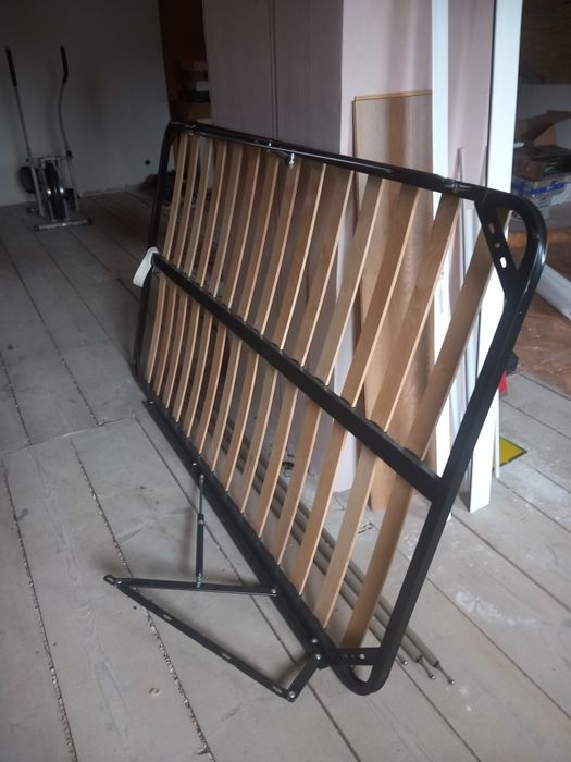 Stelaż metalowy do łużka