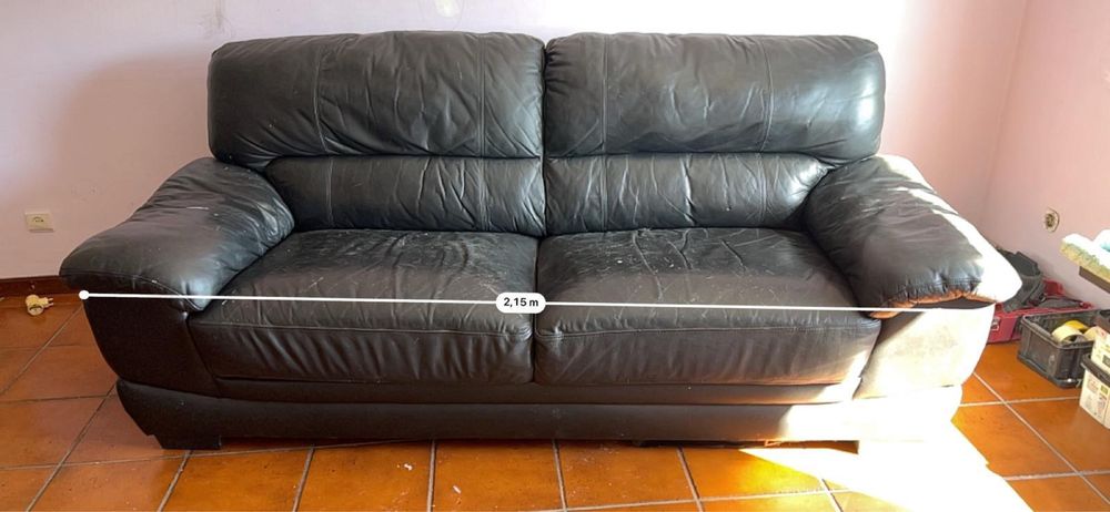 Sofa de pele usado