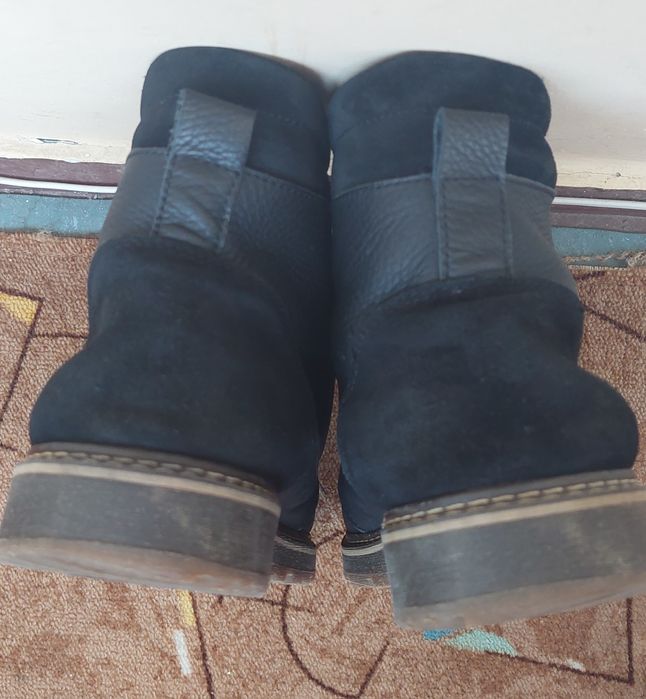 Продам зимние ботинки