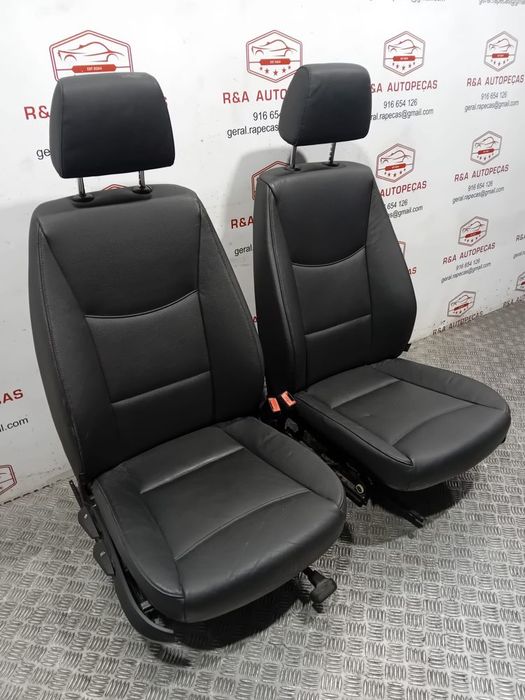 Conjunto de Bancos BMW Série 3 E90 em Pele Imaculados Original