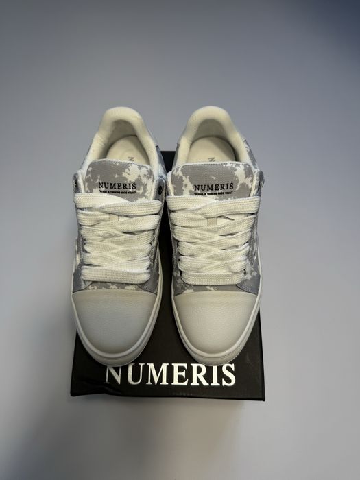 Кеди numeris.