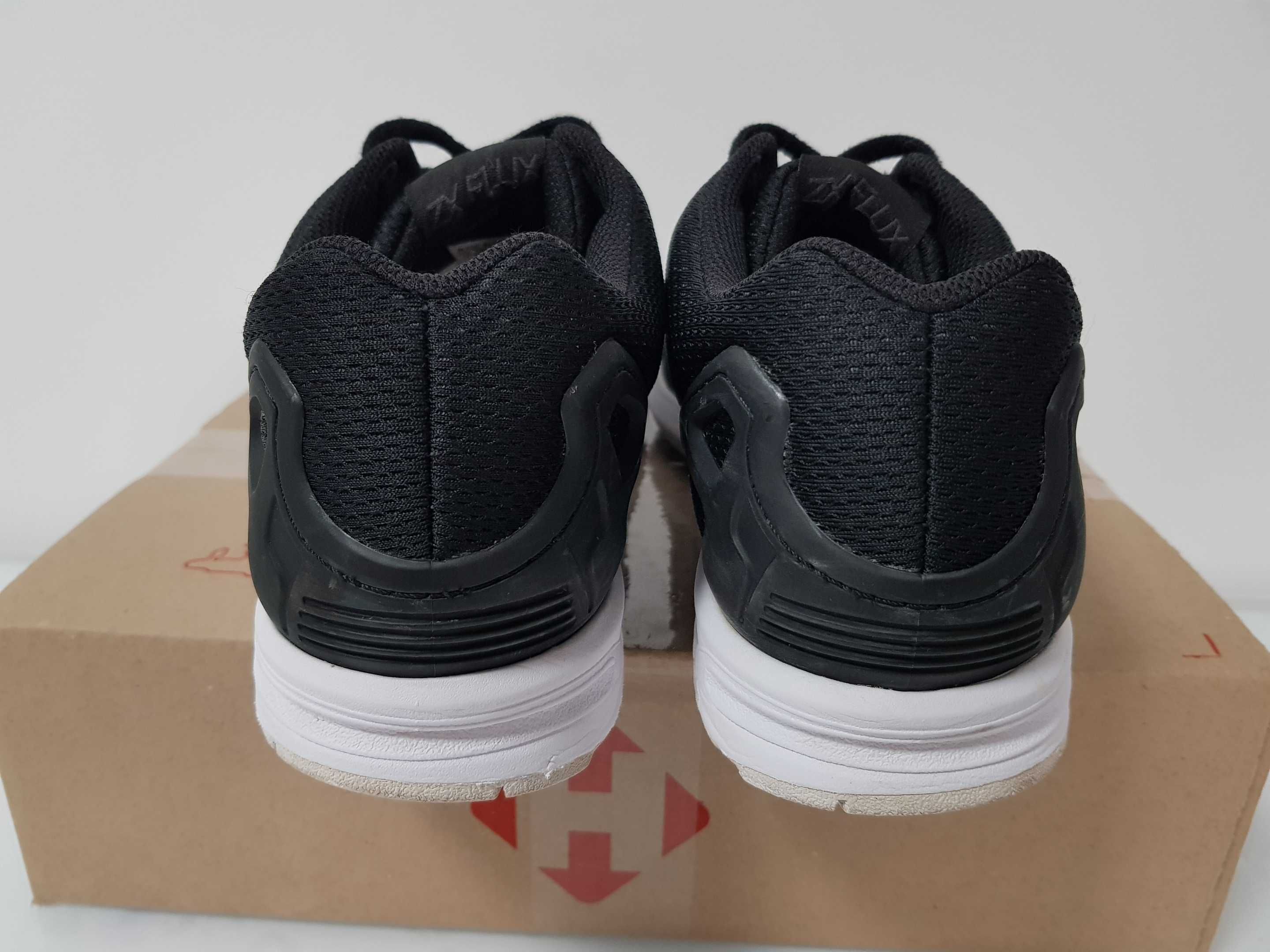 Adidas flux 9.5 hotsell