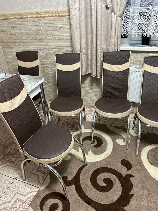 Стільці для кухні