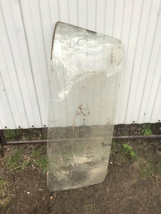 Стекло на ВАЗ классику