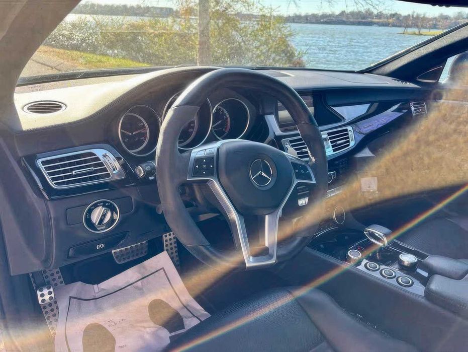 Mercedes-Benz CLS 63 AMG      2014