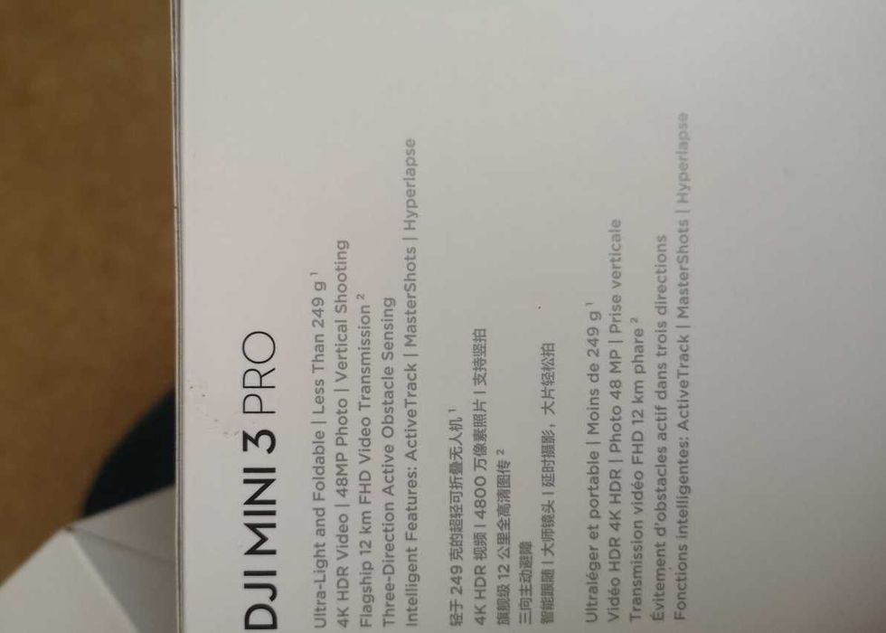 DJI Mini 3 Pro + Fly More Kit Z pilotem DJI RC (ekran) · nowy, otwarty · komplet