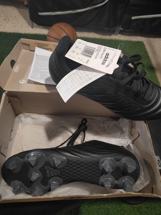 Chuteiras adidas copa. Novas na caixa. N39 ⅓