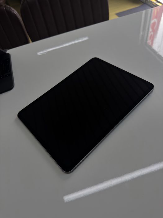 iPad Pro 11” M2 + Magic Keyboard + Apple Pencil 2a Geração | 600€