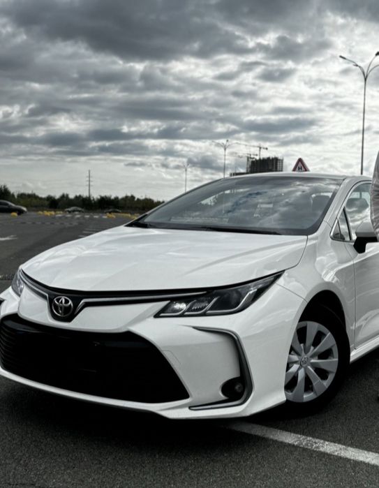 автоінструктор,водіння на ТОЙОТІ КОРОЛА,підготовка до іспиту