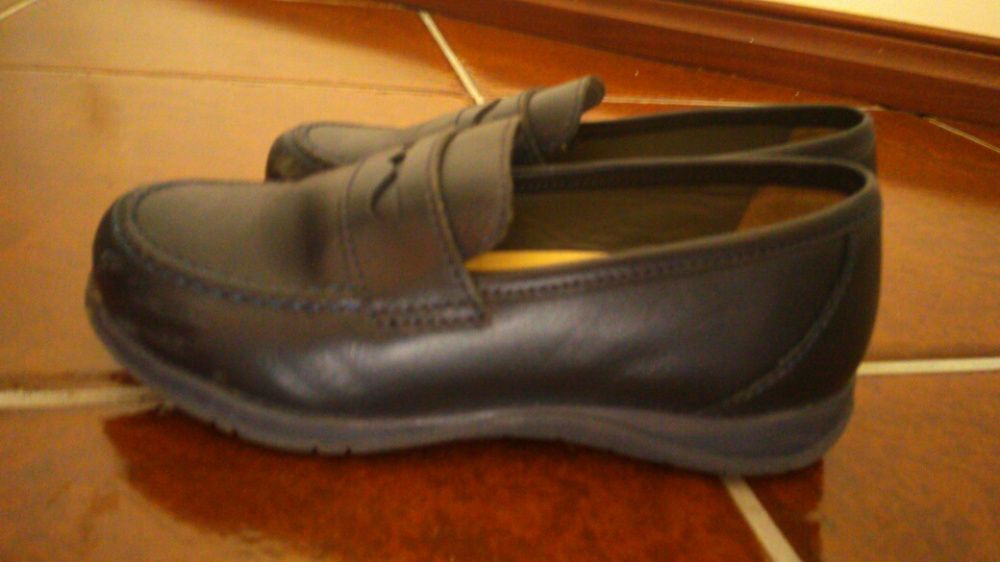 Sapatos Chicco semi-novos n 30