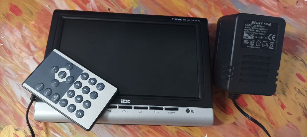 Mini TV 7 polegadas446159107968870400
