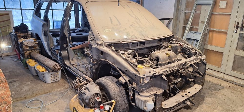 Nie skończony projekt grand voyager 2.4 lpg  2000.rok