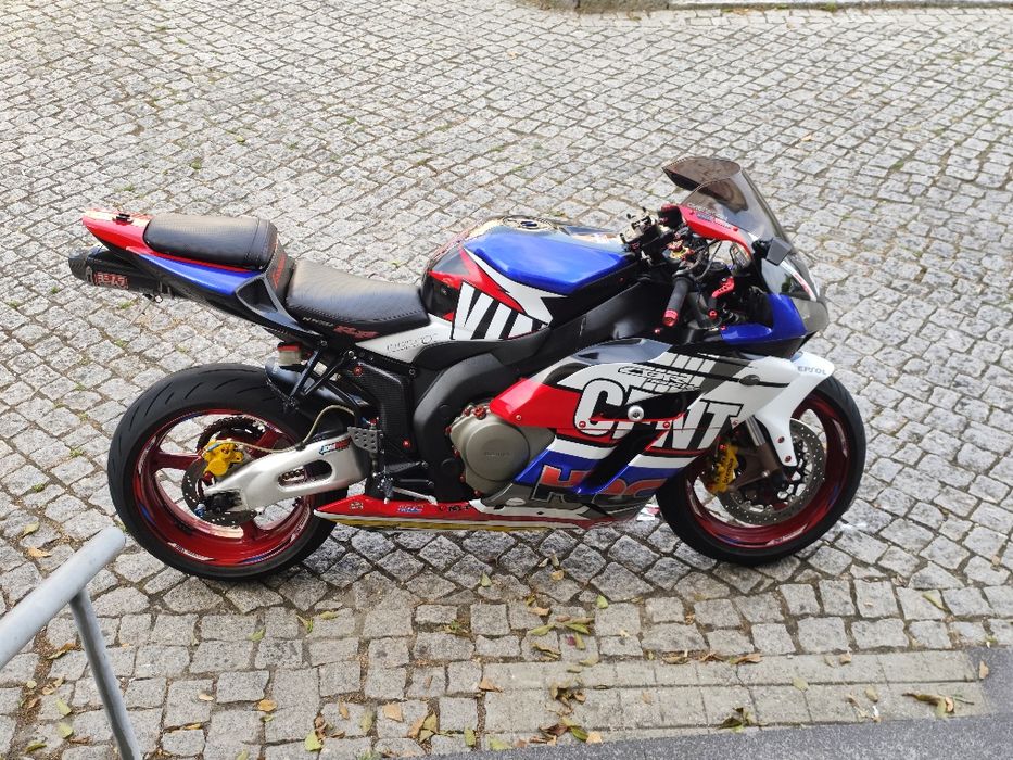 Cbr 1000rr 2004 impecável