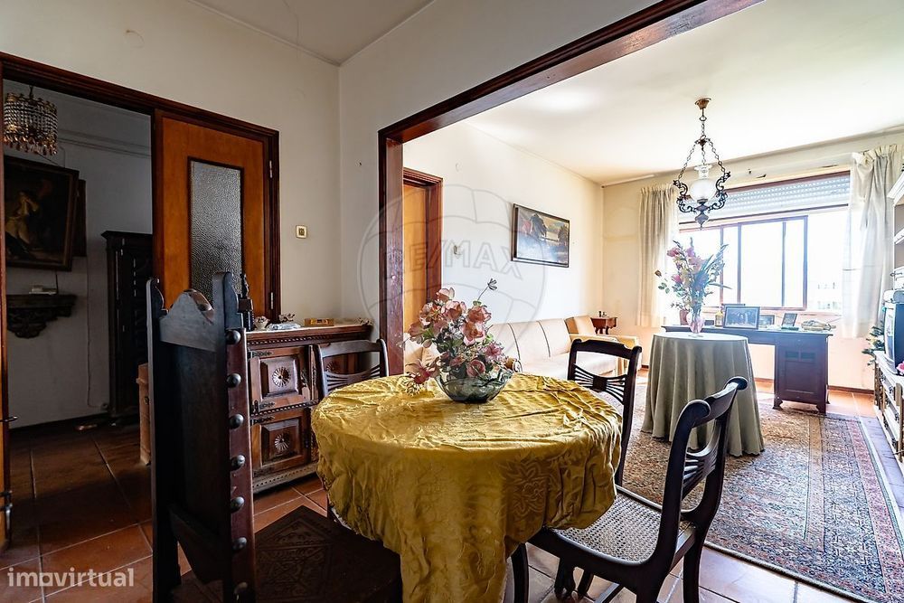 Apartamento T4 para venda