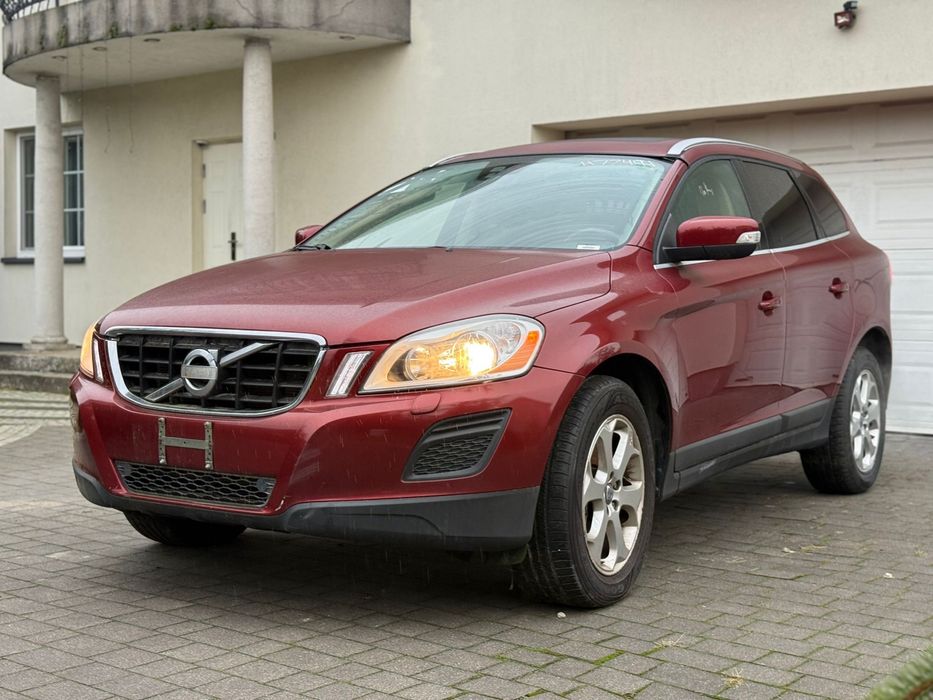 Volvo XC60 3.2 Benzyna USA  Do rejestracji