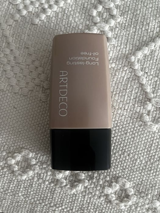 Тональний крем Artdeco long ladtihg natural