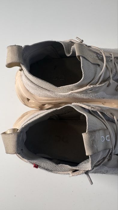 On-Running x Lowe size 42