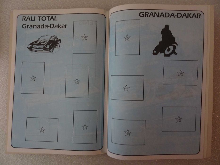 Caderneta de cromos vazia Desportos e Campeões