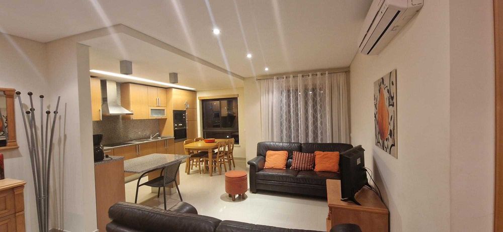 Apartamento T1 para férias com piscina a 100m praia São Martinho Porto