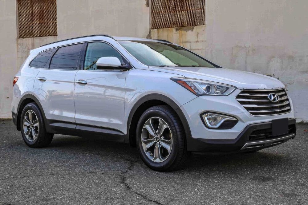 Hyundai SANTA FE      2015