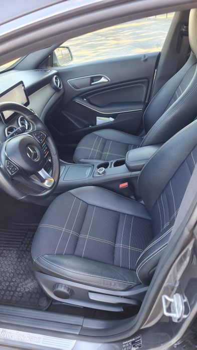 Mercedes-Benz CLA 220 CDI Shooting Brake | 177 cv | Automática | Nacional