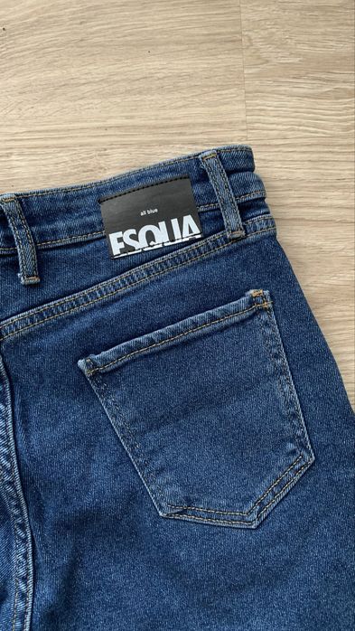 Джинси мом жіночі