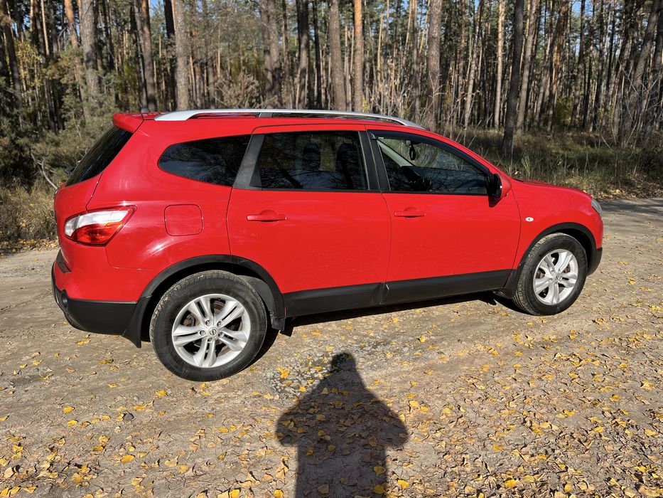 Nissan Qashqai+2